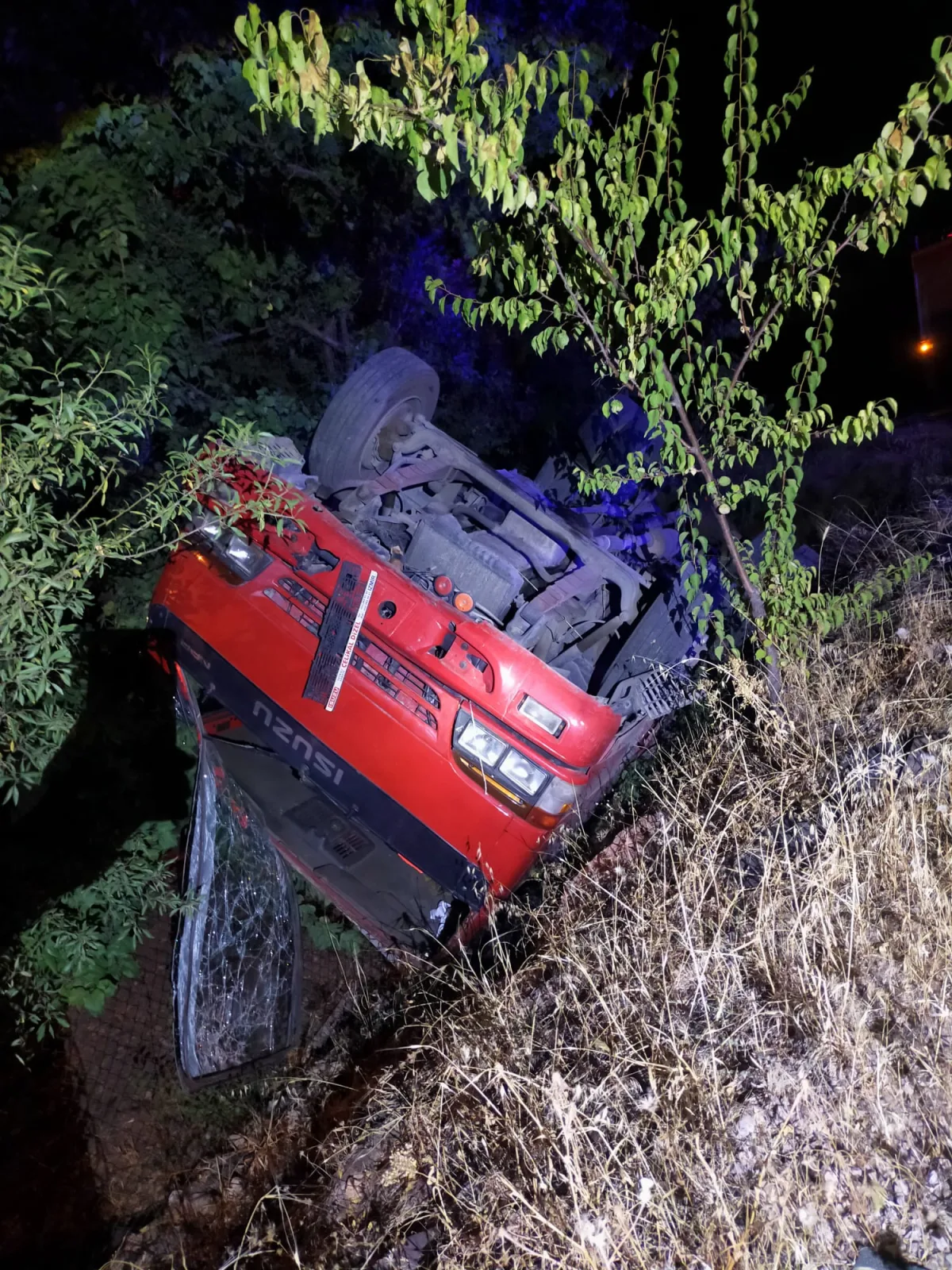 Malatya’da Tır Şarampole Yuvarlandı: 2 Yaralı