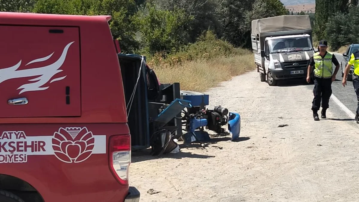Pütürge’de Şiro Çayı Köprüsünde Trafik Kazası: 3 Yaralı