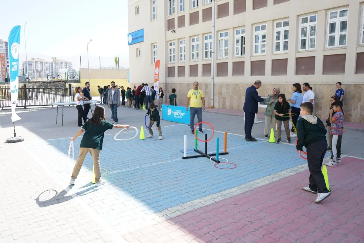 Yeşilyurt Belediyesi, Sportif Hizmetlerine ‘Spor Okul’da’ Projesini de Ekledi