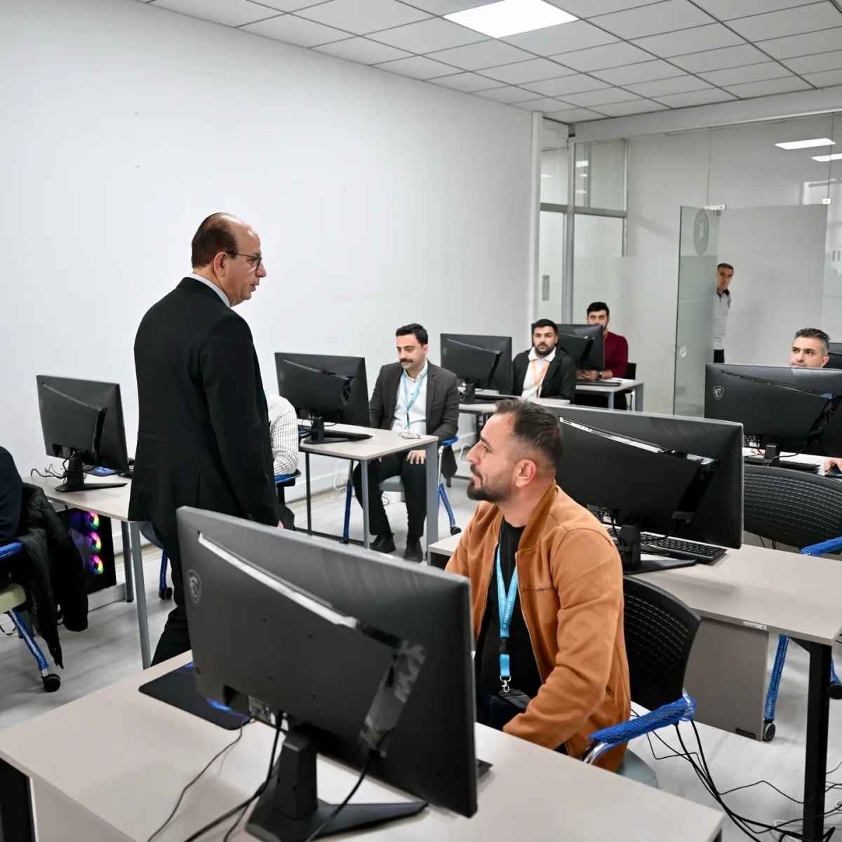 Geçit’in Sözünü Verdiği ‘Meslek Edindirme Akademisi’ Projesi