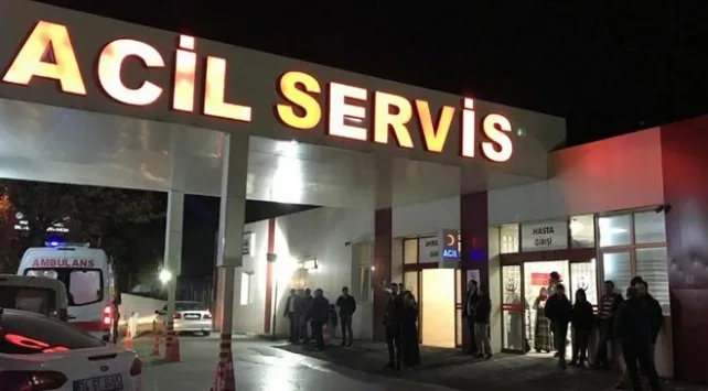 Bingöl'de 120 Öğrenci Hastaneye Sevk Edildi.
