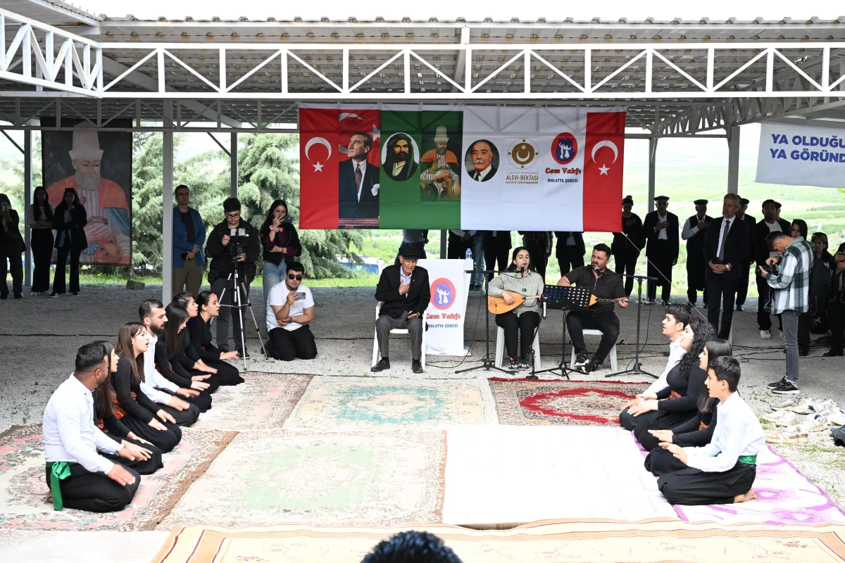 Vali Yavuz, Hüseyin Doğan Dede’yi Anma Programına Katıldı