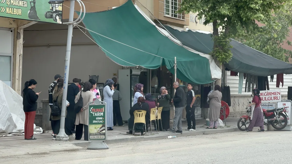 5.6’lık Deprem Malatya’yı Sokağa Döktü