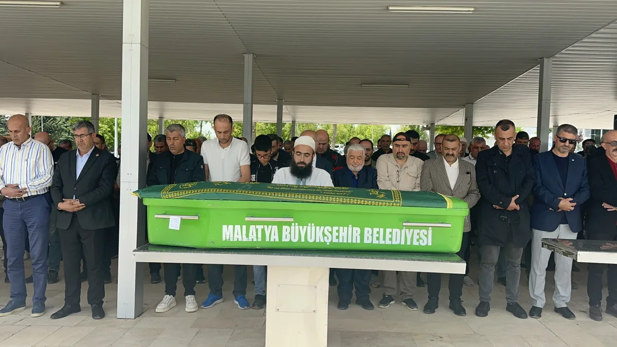 Berkman Dulcan’ın Babası Dualarla Defnedildi