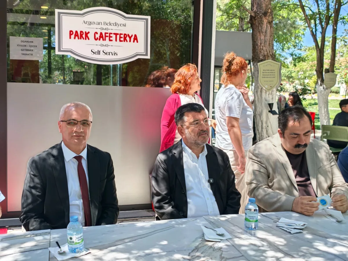 Arguvan’da Aşure Bereketi: Gönüller Aynı Lokmada Buluştu