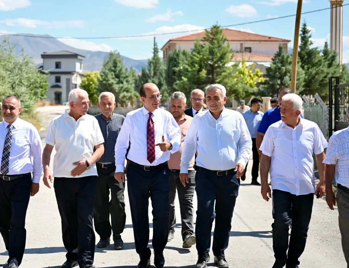 Başkan Geçit, Kuyulu Mahallesi'ndeki Hizmet ve Yatırımları Denetledi
