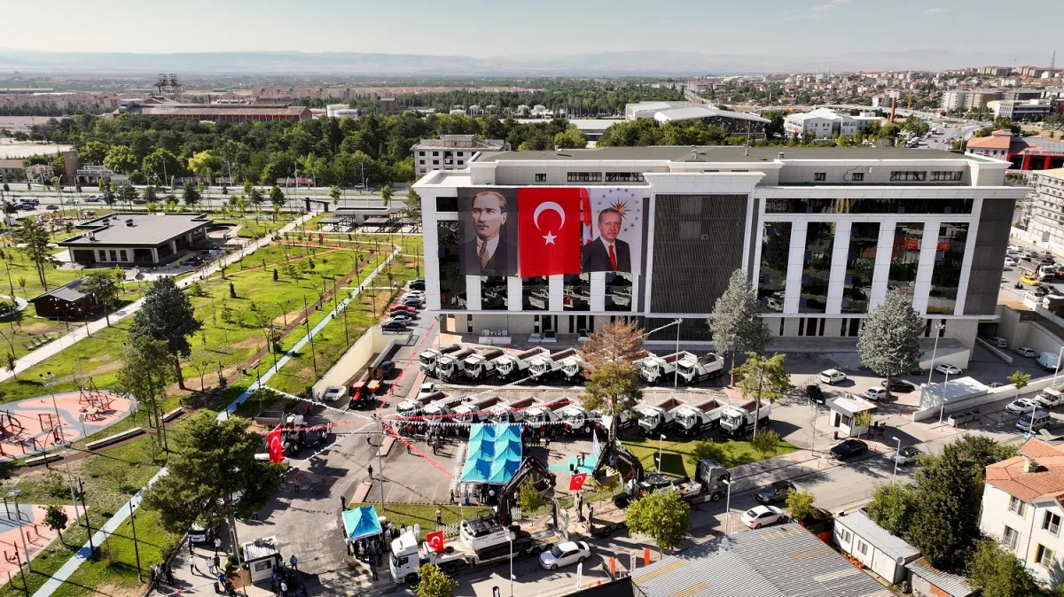 Yeşilyurt'un Hizmet Filosuna 220 Milyon TL'lik Güç