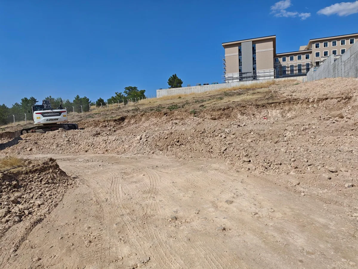 Malatya Barosu'ndan Dev Yatırım: Yeni Hizmet Binası İçin İlk Kazma Vuruldu