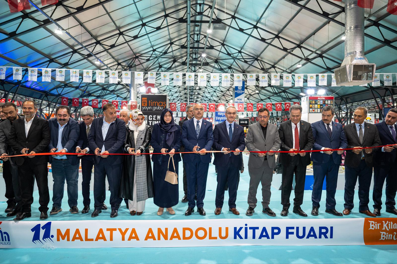 11.  Malatya Anadolu Kitap Ve Kültür Fuarı Kapılarını Açtı