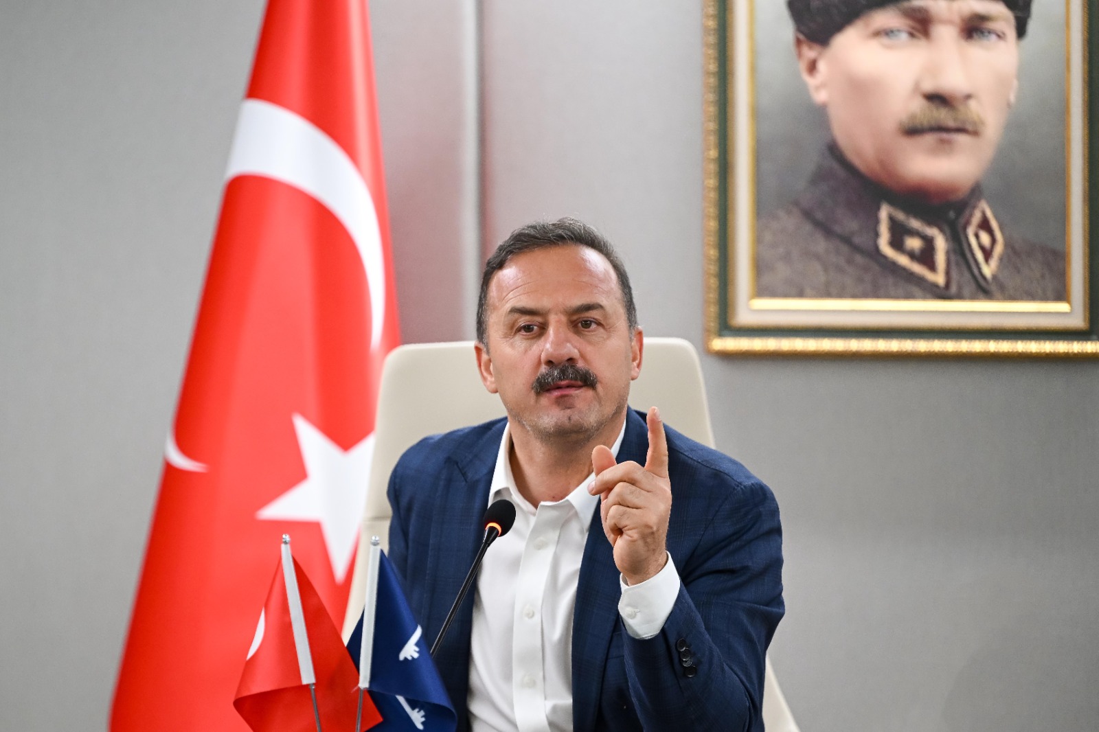 Ağıralioğlu: Randevu Yok! Hasta Yalnız! İlaçlar Eksik!