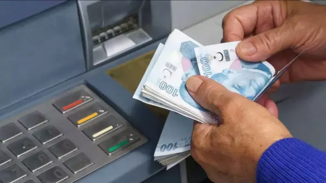 ATM’ye Giden Dolandırılıyor: Uzmanlardan Kritik Uyarı!