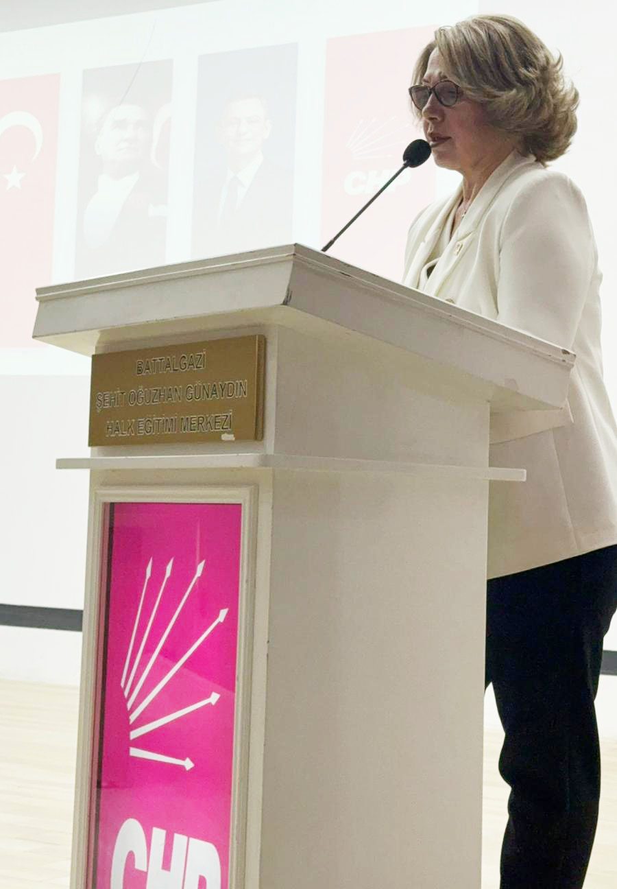 Aydın; “Kadınlar Siyasetin Öznesidir”