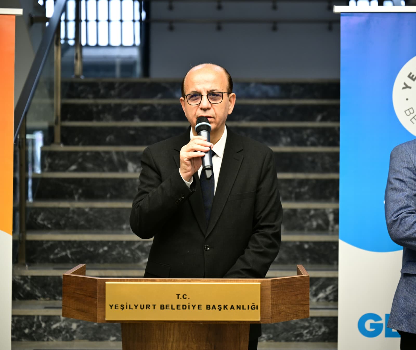 Başkan Geçit, Belediye Personelleriyle Bayramlaştı