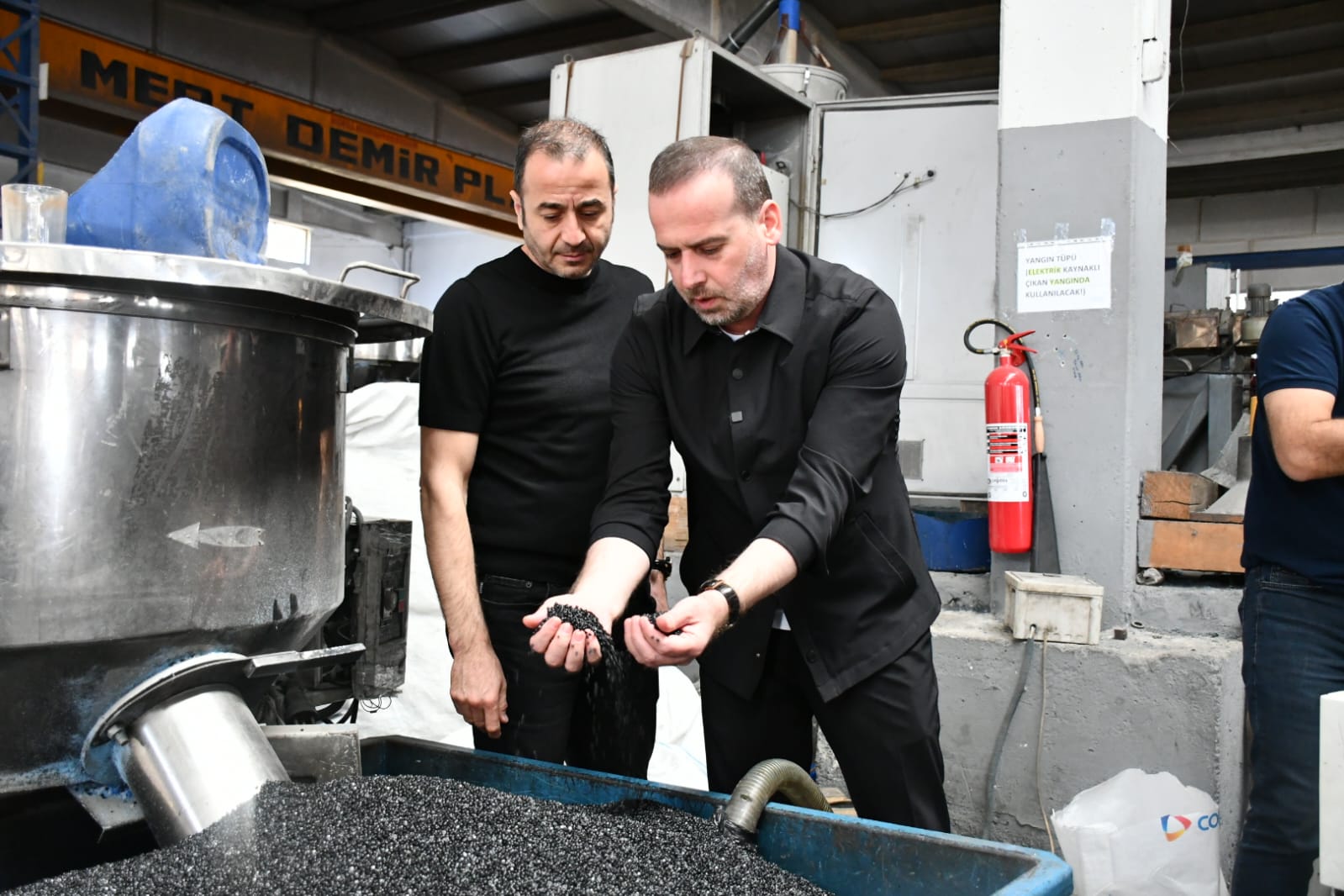 Başkan Karademir: “Organize sanayimiz kanayan bir yara, acil destek şart”