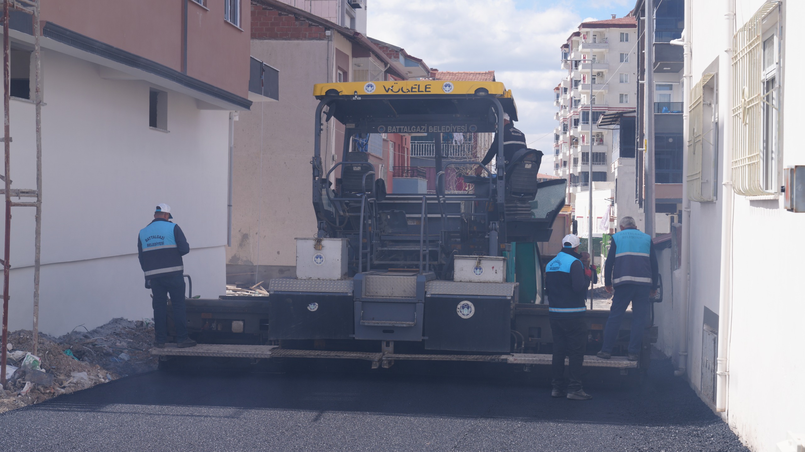 Battalgazi’de Asfalt Çalışmaları Sürüyor