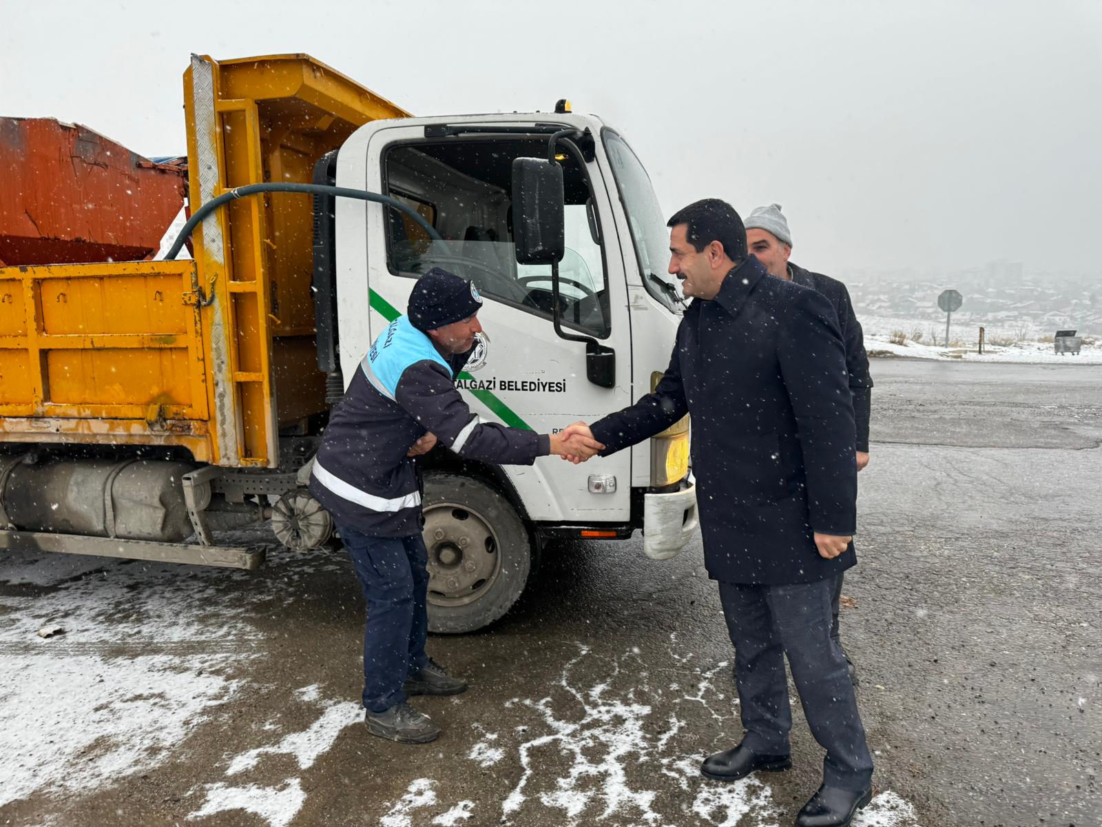 Battalgazi’de Kar Teyakkuzu: 104 Mahallede Kesintisiz Mesai