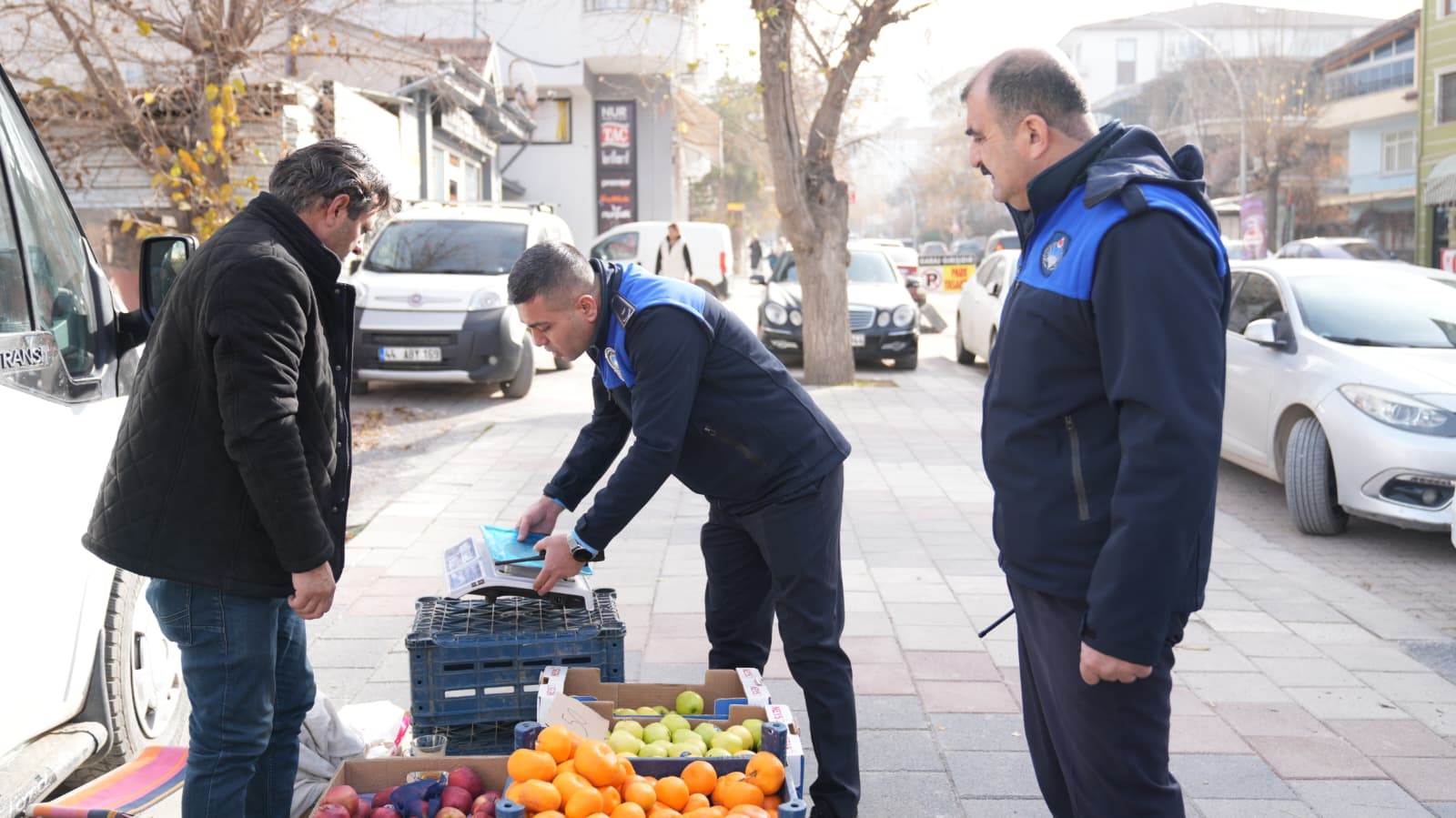 Battalgazi’de Zabıta Ekipleri Sahada: Yol Güvenliği Ve Pazar Denetimi