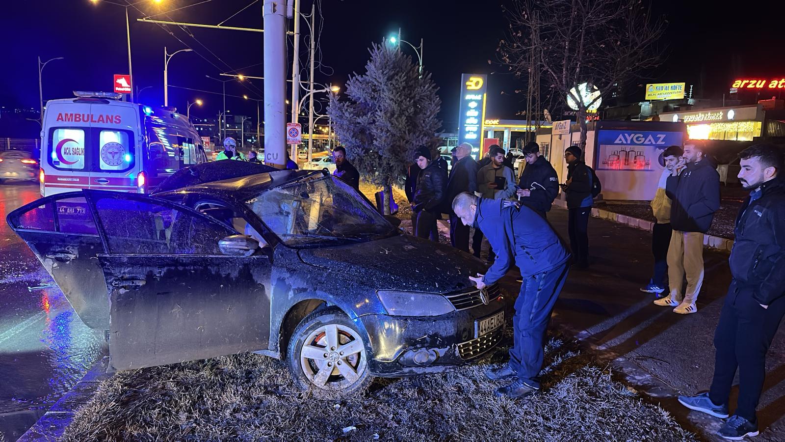 Battalgazi İlçesinde Meydana Gelen Trafik Kazasında Bir Kişi Yaralandı.