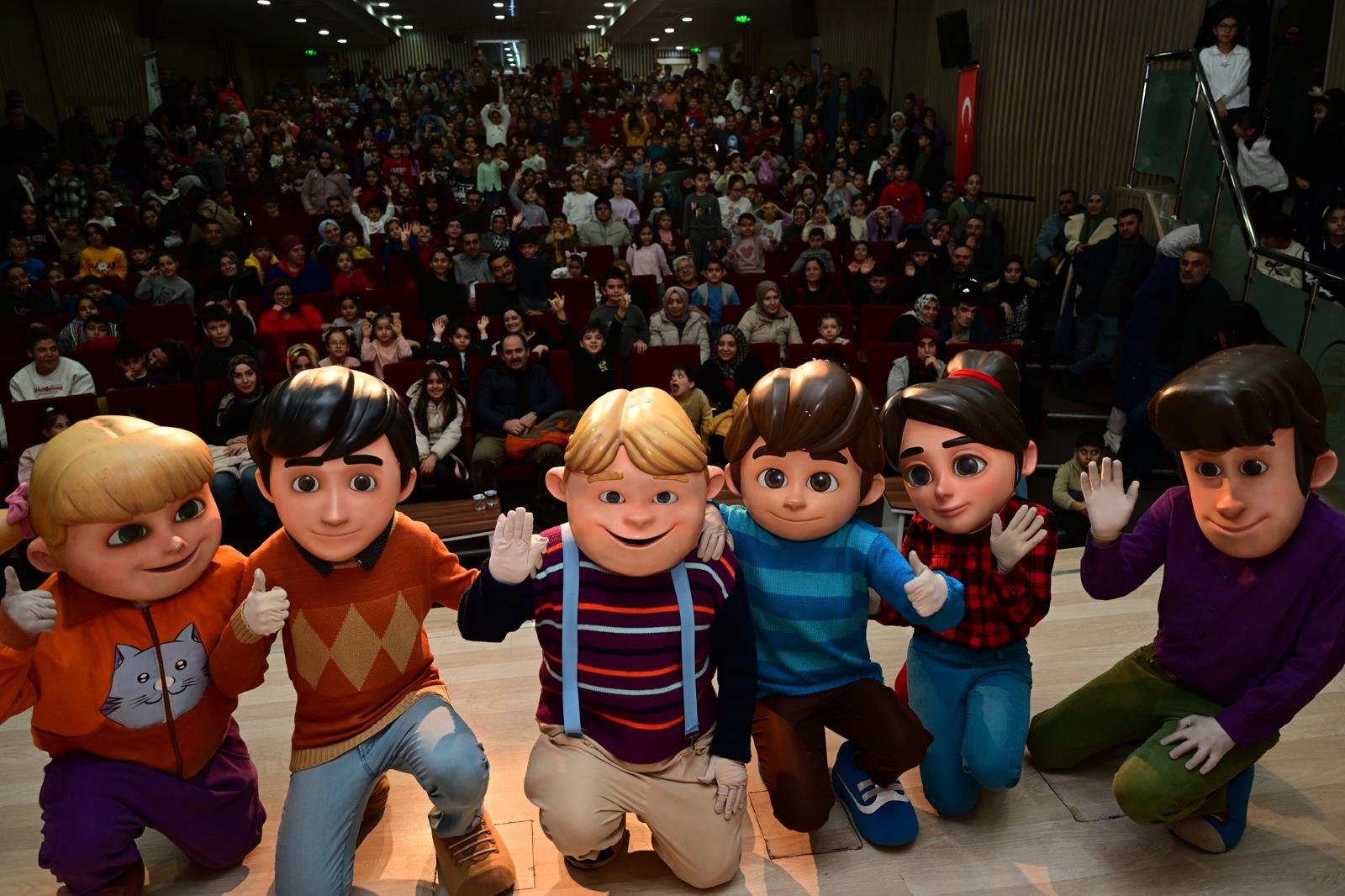 Battalgazili Çocuklar Ara Tatilde Rafadan Tayfa Ekibiyle Unutulmaz Anlar Yaşadı