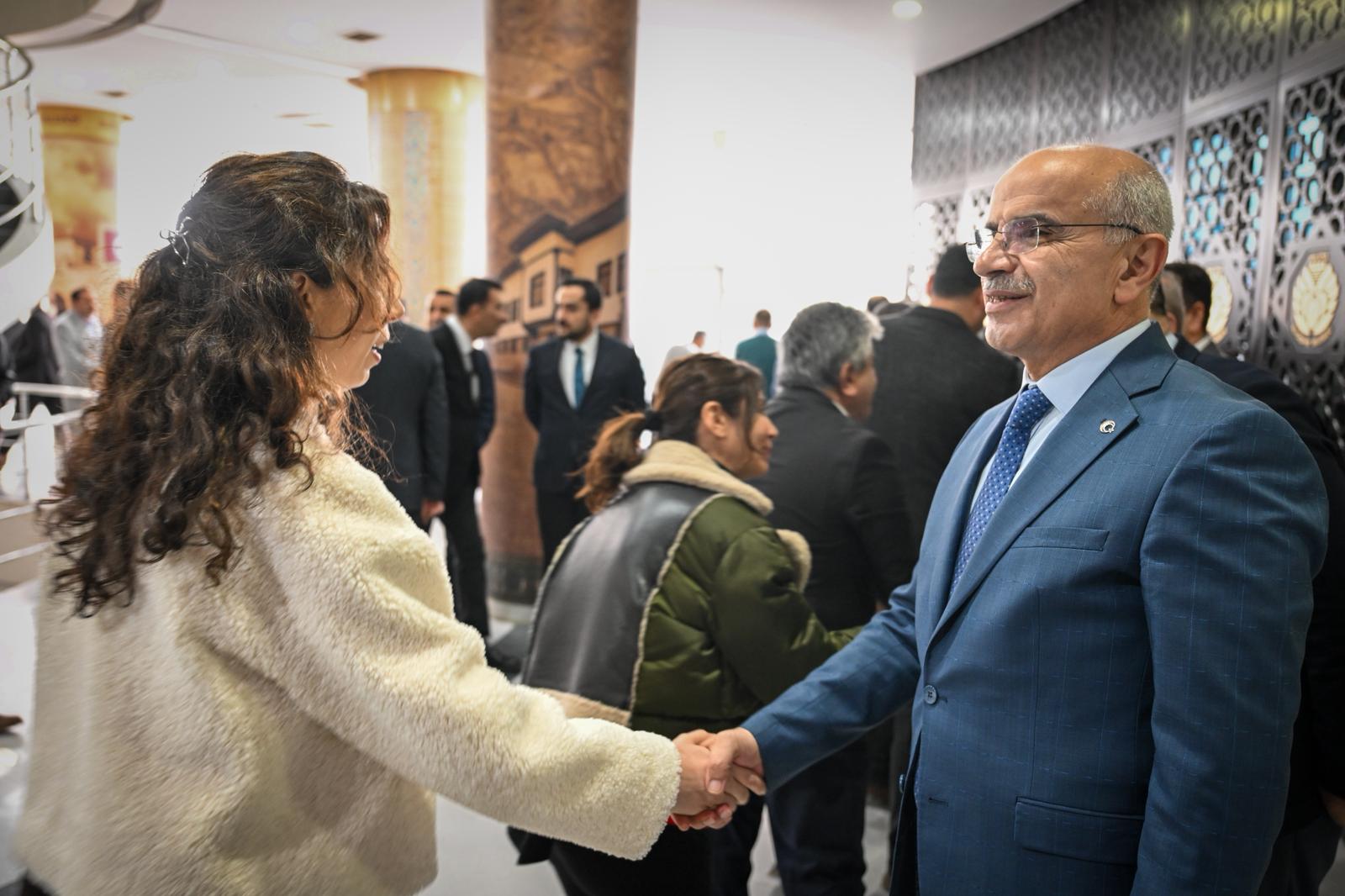 Belediye Başkanı Sami Er  Personelle Bayramlaştı