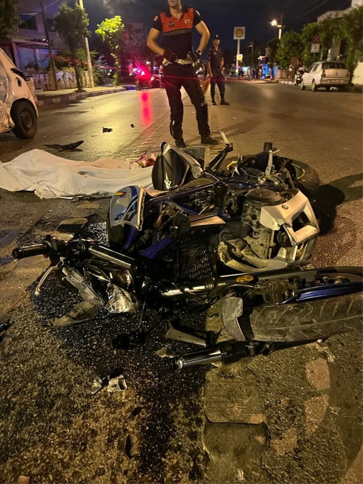 Bir Anlık Dikkatsizlik Kazaya Yol Açtı: 2 Yaralı