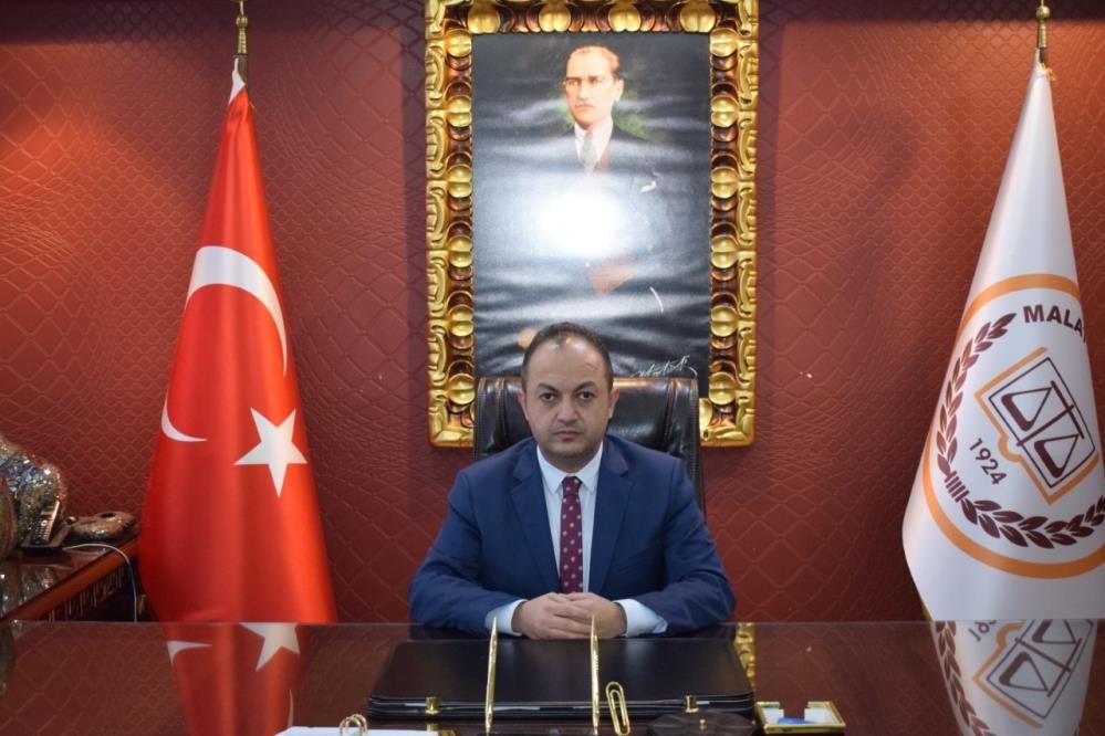 Demez: “Saat 04.17’de Bir Ülkenin Yüreği Sarsıldı”