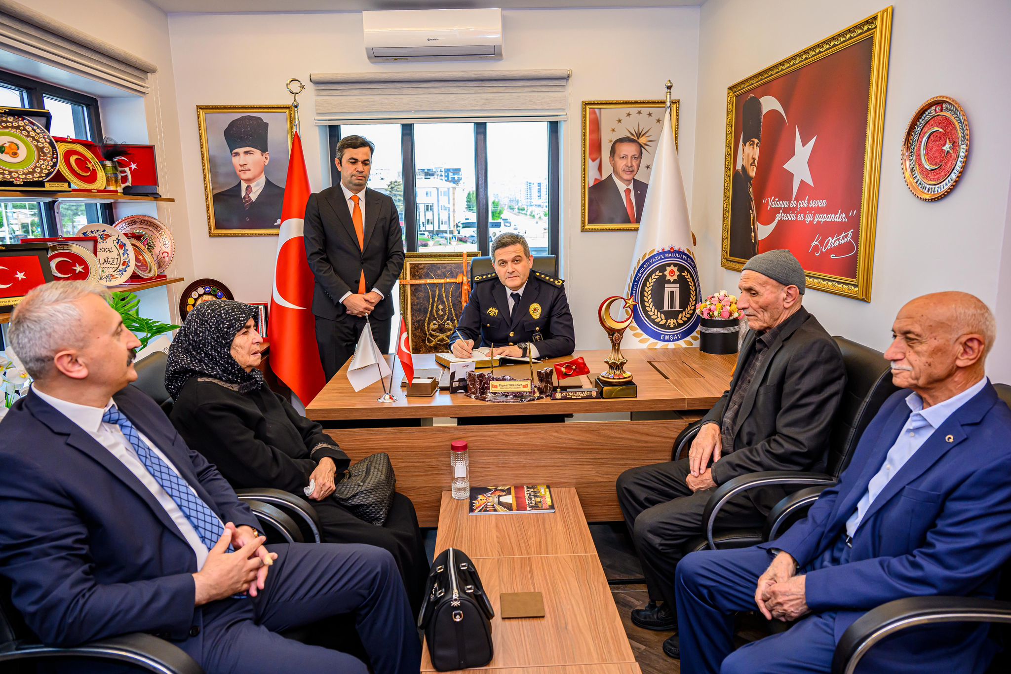 Emniyet Müdürü Kayhan Ay’dan Şehit Ailelerine Duygu Dolu Bayram Ziyareti