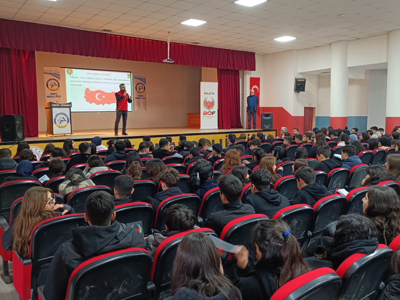 Gençlik ve Güvenli Gelecek Programı Okullarda Anlatıldı