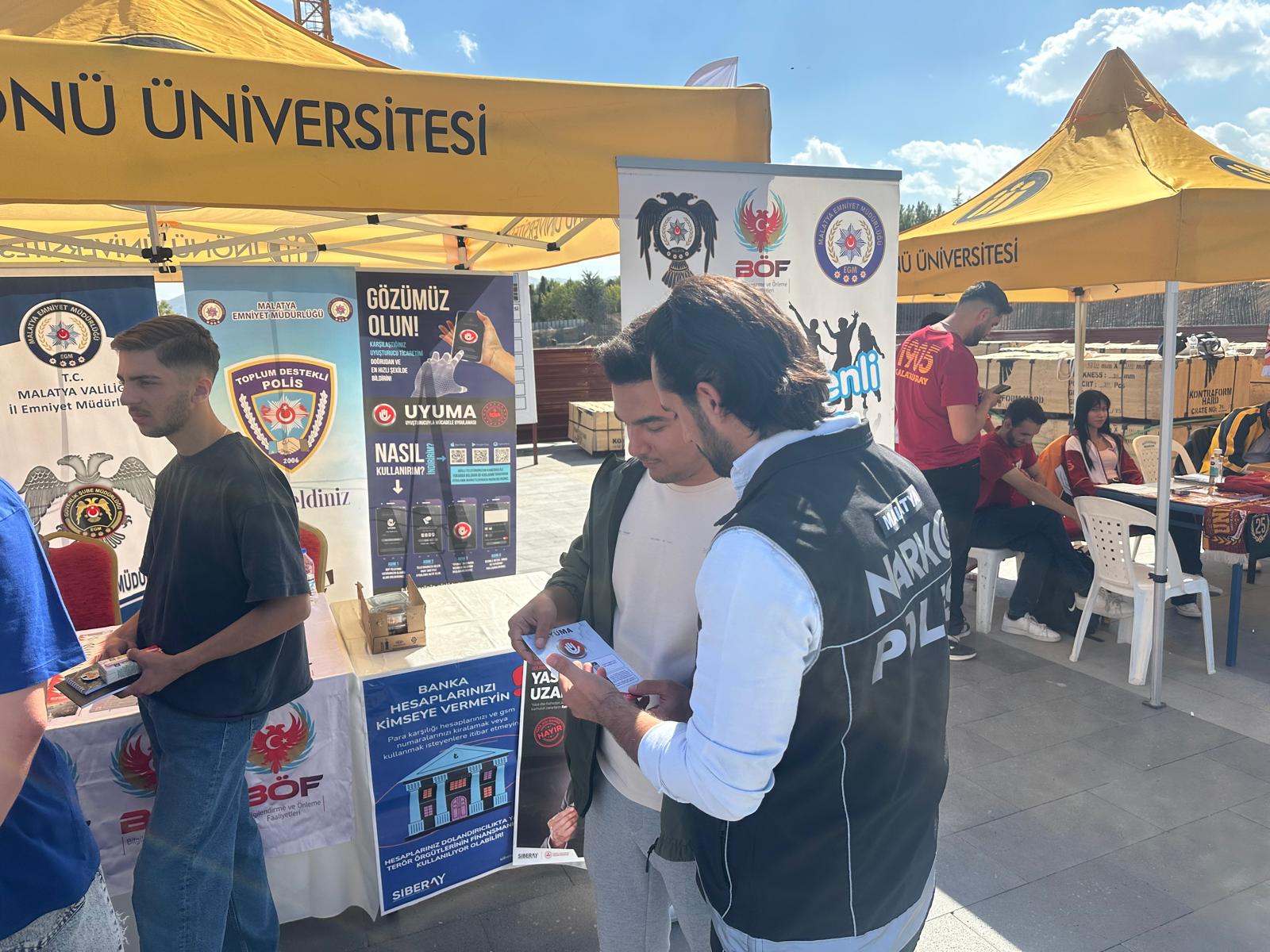 İnönü Üniversitesi Kampüsünde Öğrencilere Güvenli Yaşam Bilgilendirmesi