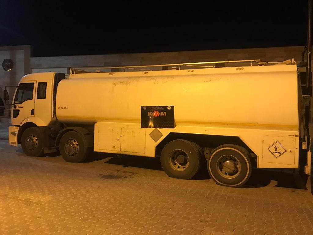 Kaçak Akaryakıt Tankerine el konuldu Kaçak Akaryakıt Tankerine el konuldu