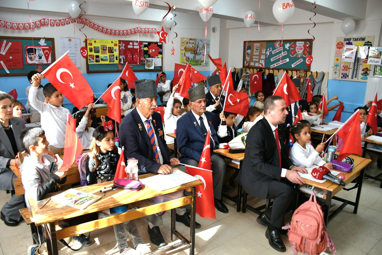 MAGİNDER’den Bayraklı Cumhuriyet Bayramı Çağrısı