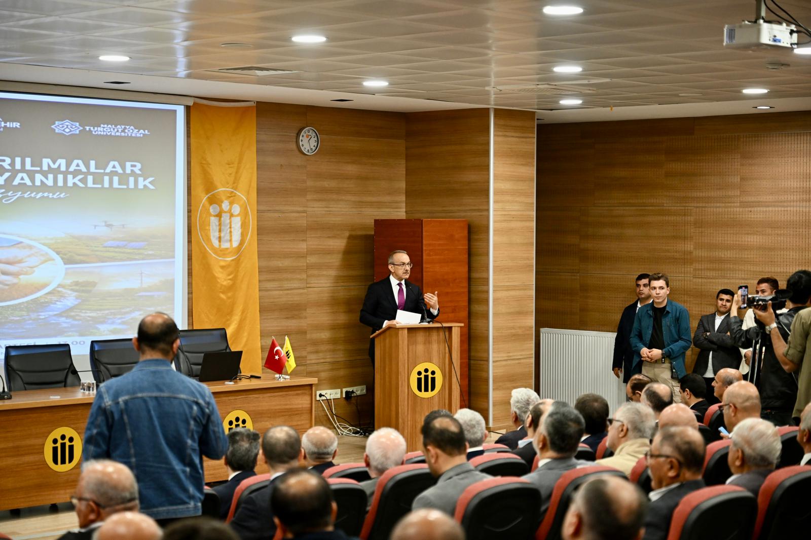 Malatya’da “Küresel Kırılmalar Ve Yerel Dayanıklılık” Sempozyumu