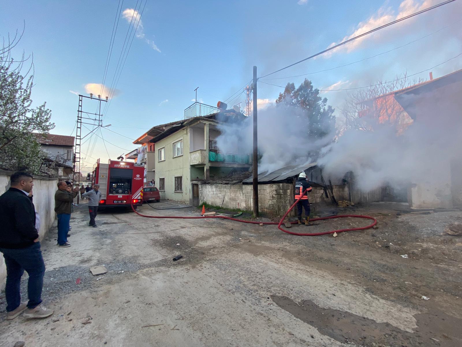 Malatya’da Odunluk Yangını: Maddi Hasar Meydana Geldi