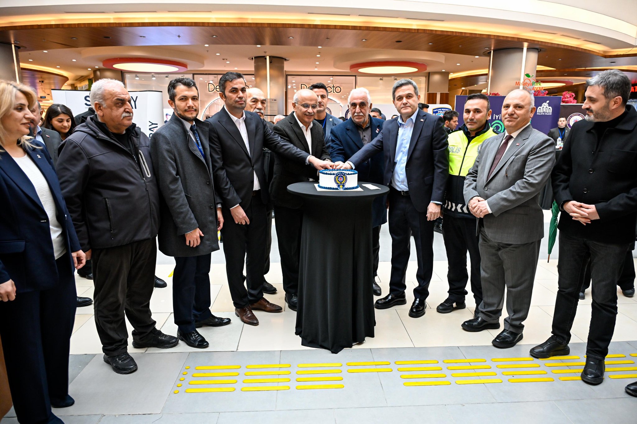 (EMŞAV) Başkanı Selağzı'dan Düzenlenen Kermese Yoğun İlgiden Dolayı Teşekkür