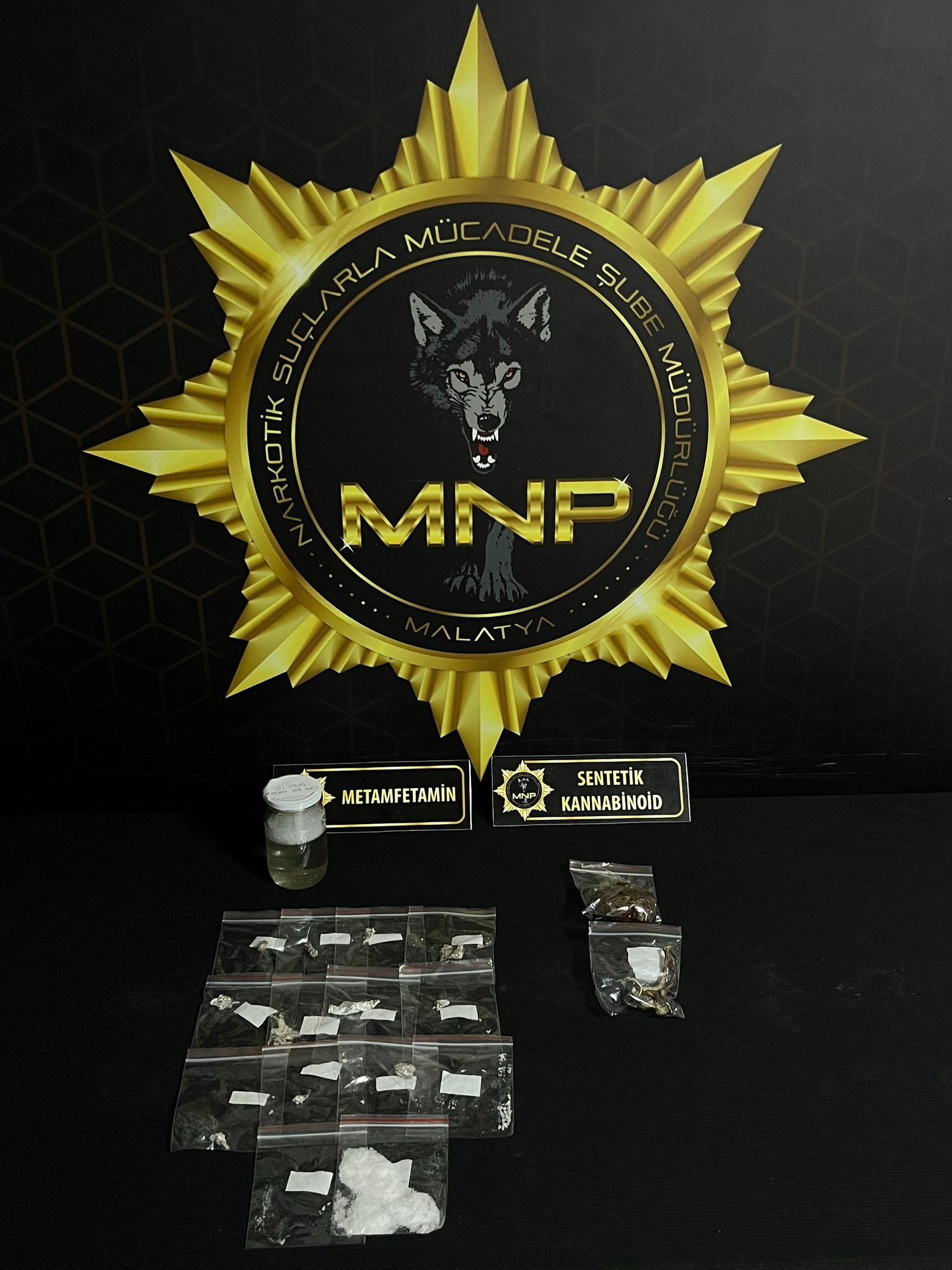 Malatya’da Torbacılara Darbe: 2 Tutuklama, Kilolarca Uyuşturucu Ele Geçirildi