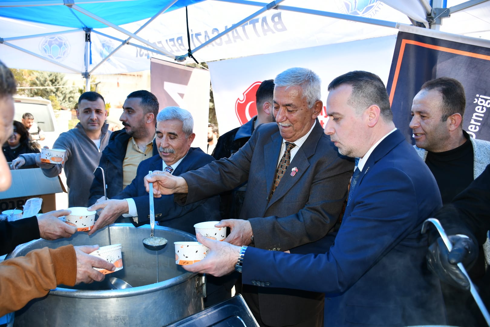 Malatya’da Yürekleri Birleştiren Aşure: MAGİNDER’den Şehitler Anısına Anlamlı Etkinlik