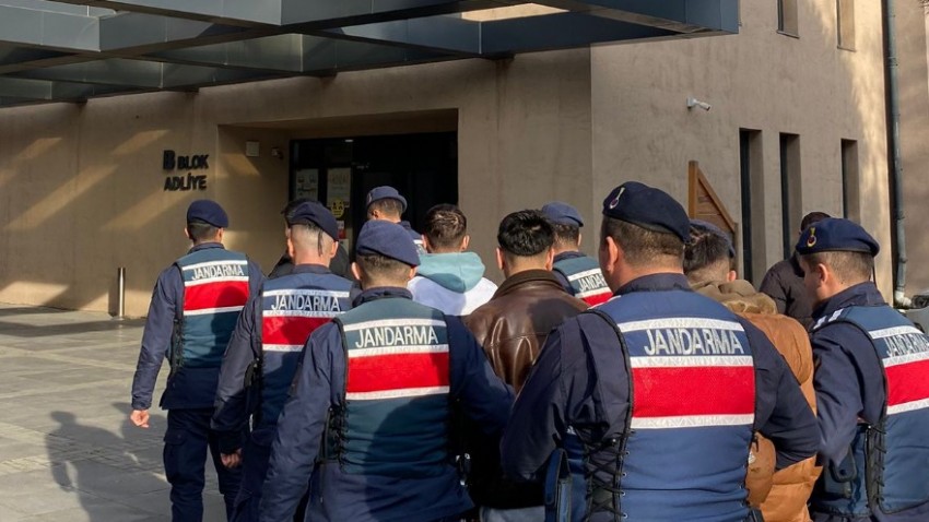 Malatya Dahil 31 İlde Göçmen Kaçakçılarına Dev Operasyon