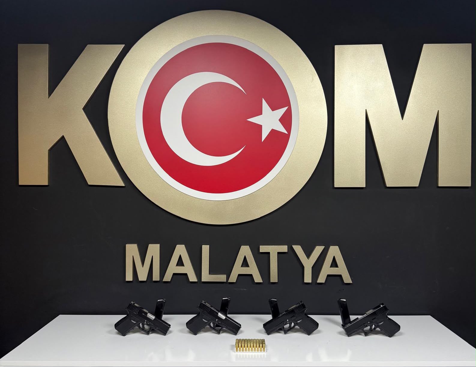Malatya Polisi Harekete Geçti: Ruhsatsız Silah Operasyonunda 7 Gözaltı