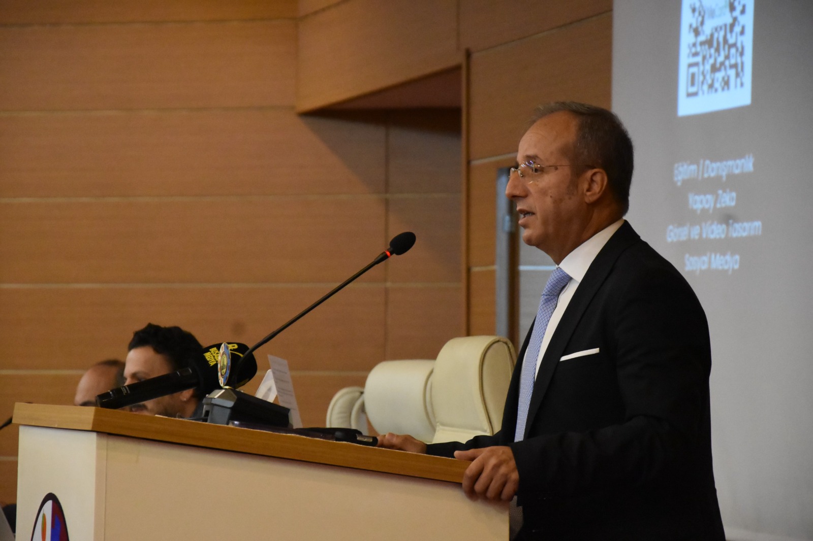 Malatya TSO’da “E-Ticaret ve Yapay Zeka Konferansı” düzenlendi