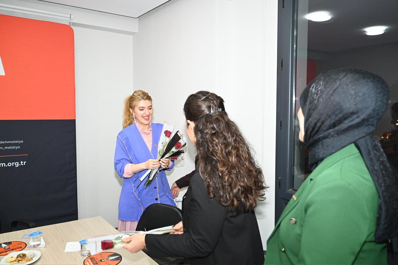 Milletvekili Ölmeztoprak Kadem’i Ziyaret Etti