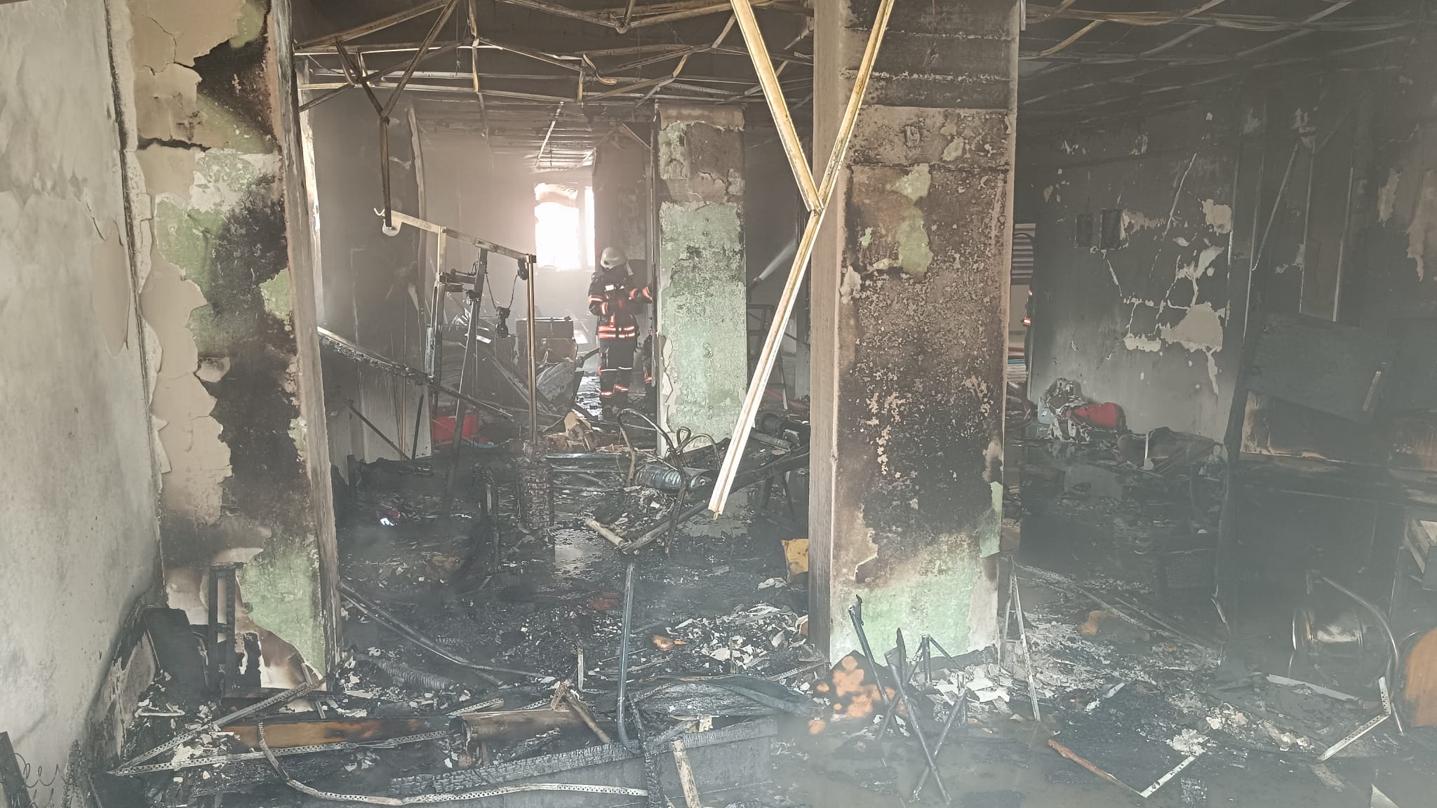 Tecde’de Spor Salonunda Yangın Çıktı.