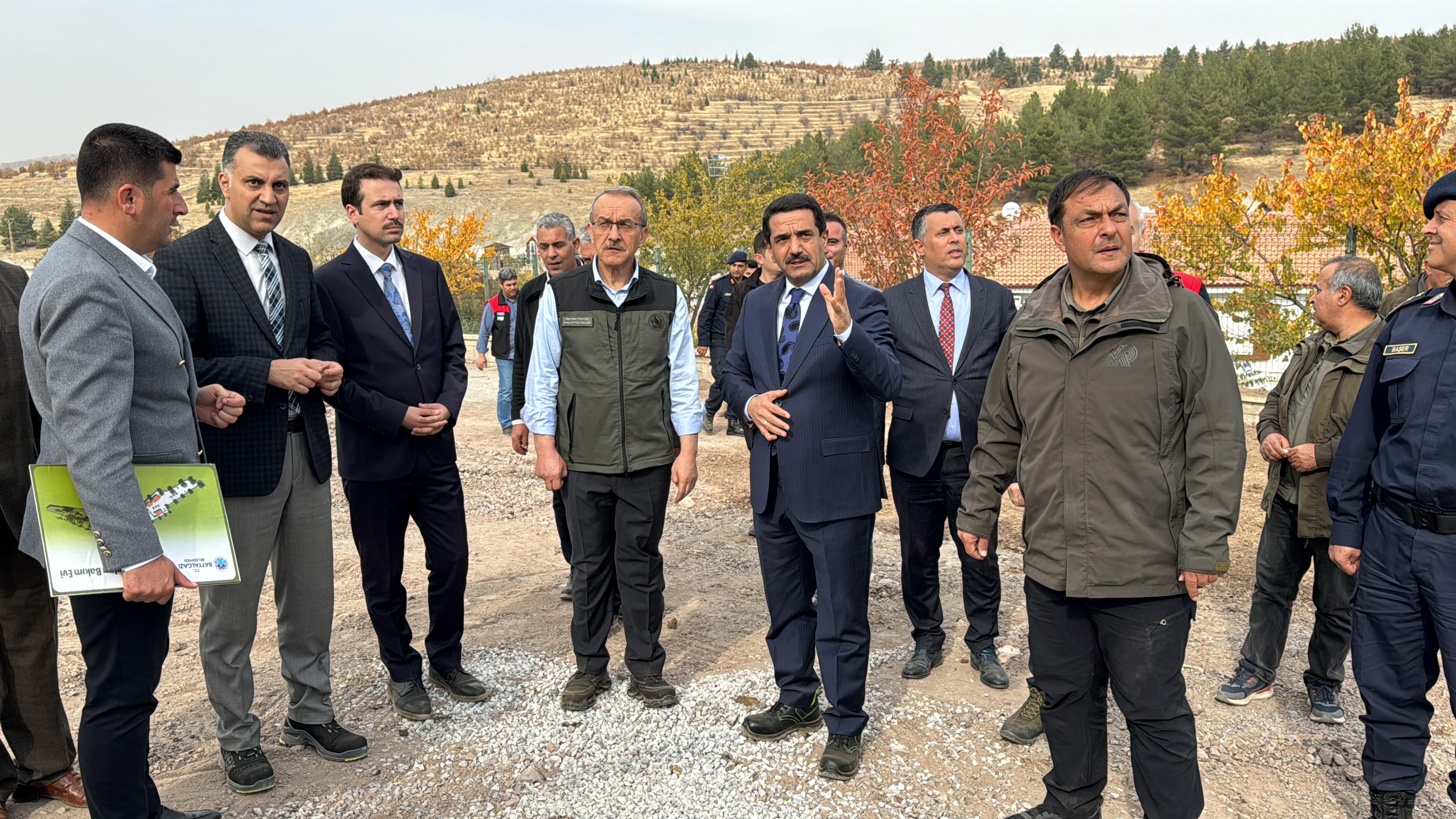 Vali Yavuz, Başkan Taşkın İleyeni Hayvan Barınağı Projesini İnceledi