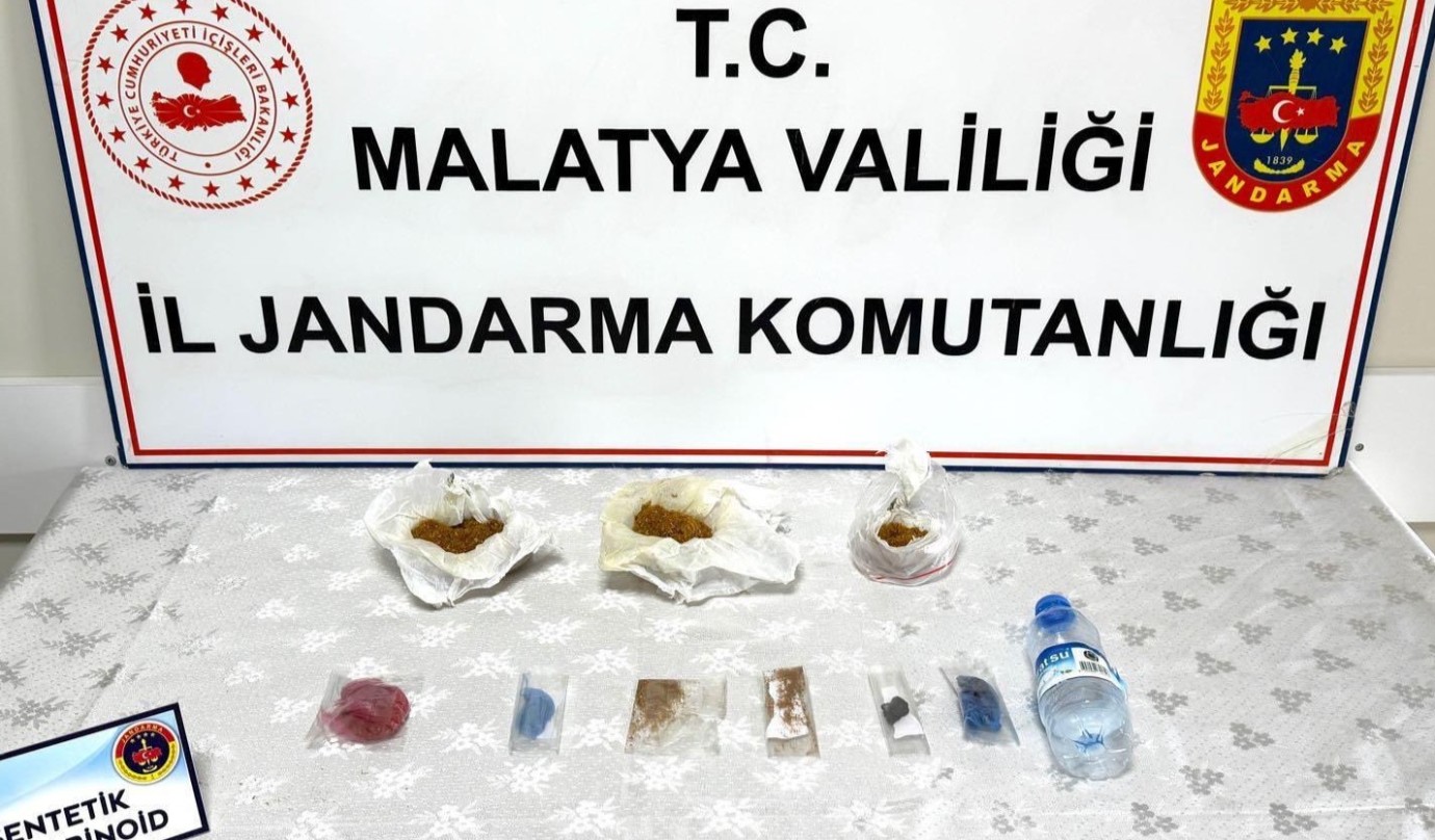 Zehir Tacirlerine Darbe: Yeşilyurt’ta 700 Gram Bonzai Yakalandı