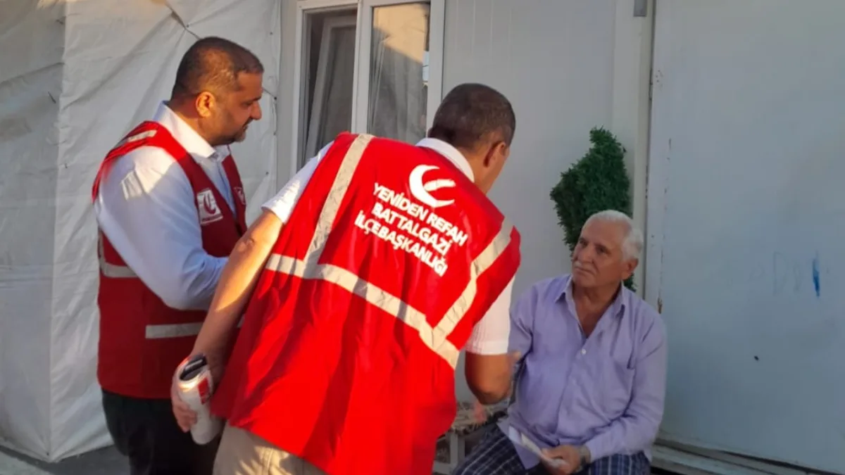 Başkan Çolakoğlu : Toki'den Teslim Aldığı Evini Kiraya Verip Konteynerde Yaşayanlar Var