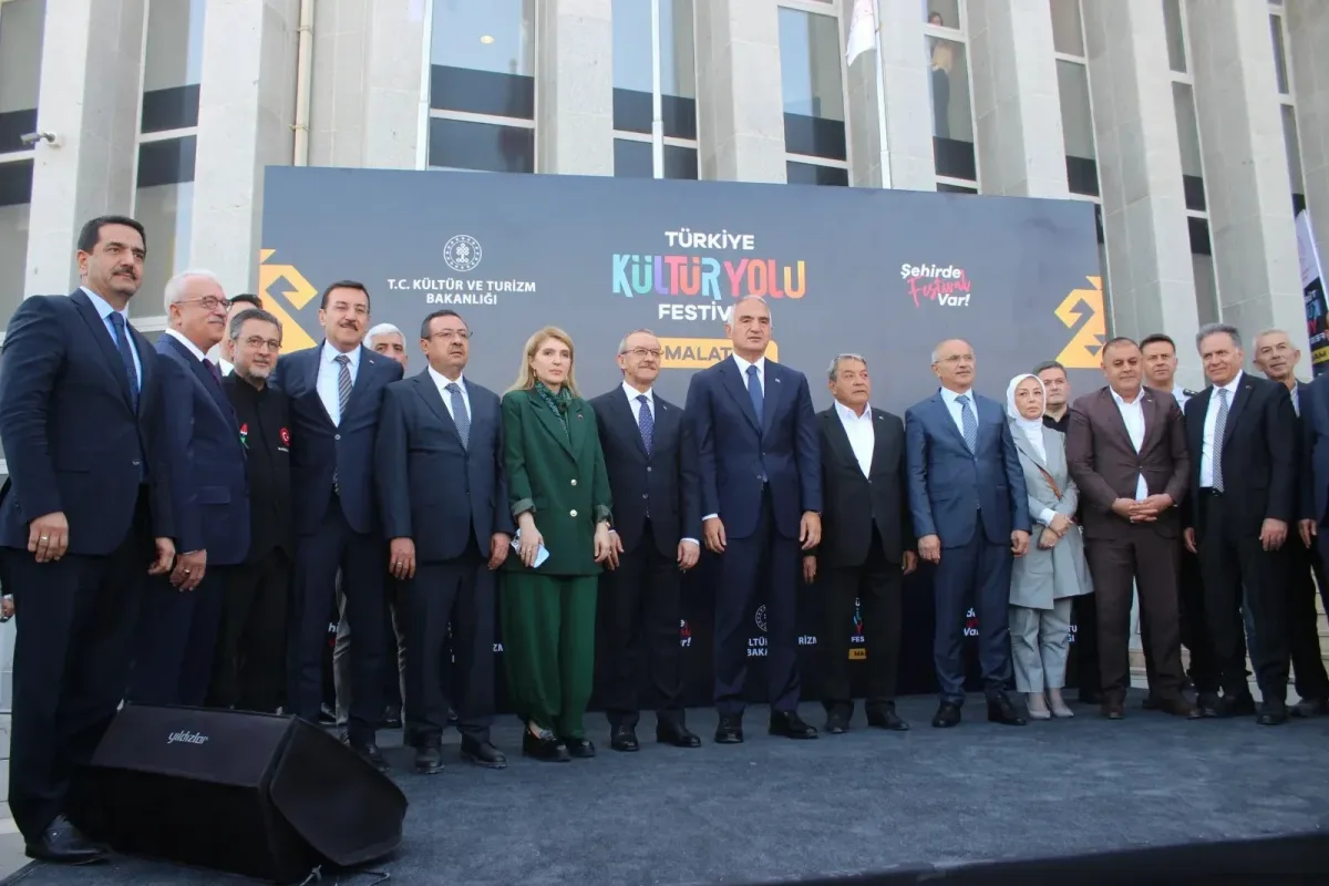 Malatya Kültür Yolu Festivali Bakan Ersoy’un Katılımıyla Başladı