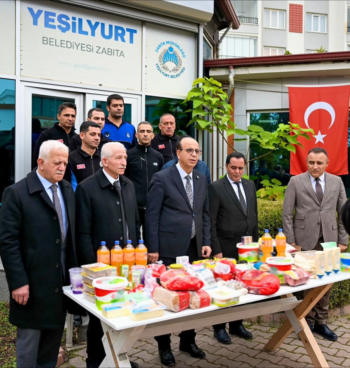 Yeşilyurt Belediyesi’nden Son Kullanım Tarihi Geçmiş Ürünlere Karşı Sıkı Denetim!