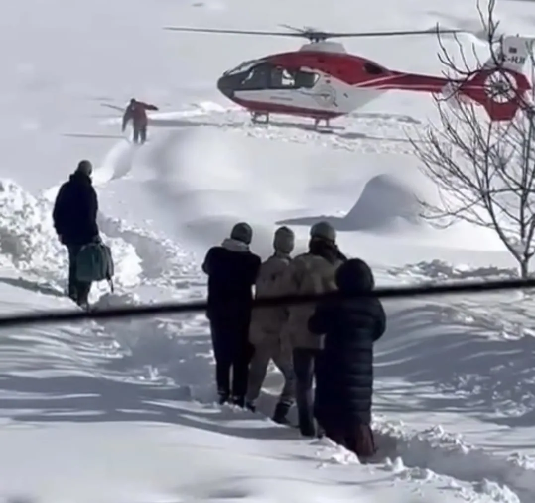 Pütürge’de Hasta Bebek İçin Zamanla Yarış: Ambulans Helikopter Havalandı