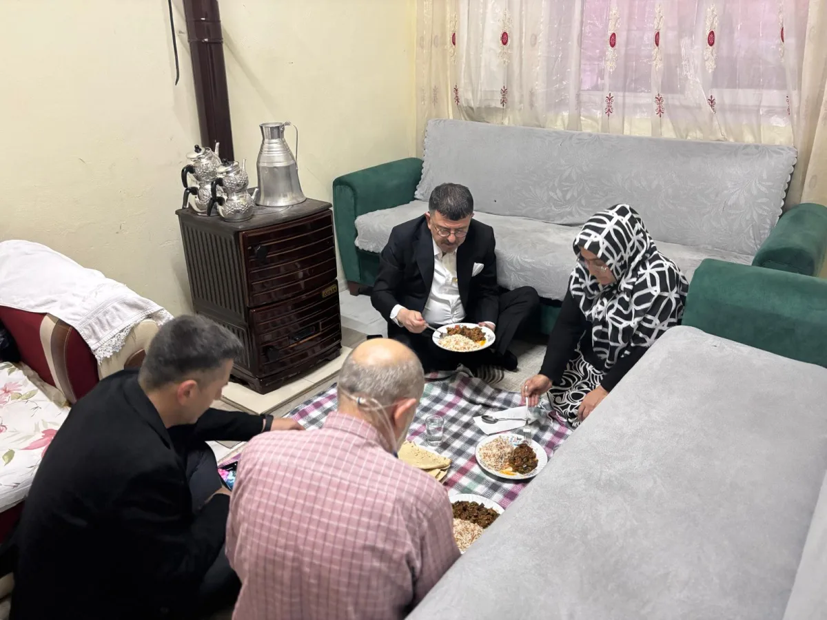 Ağbaba’dan Hidayet Mahallesi'nde Geleneksel İftar Sofrası