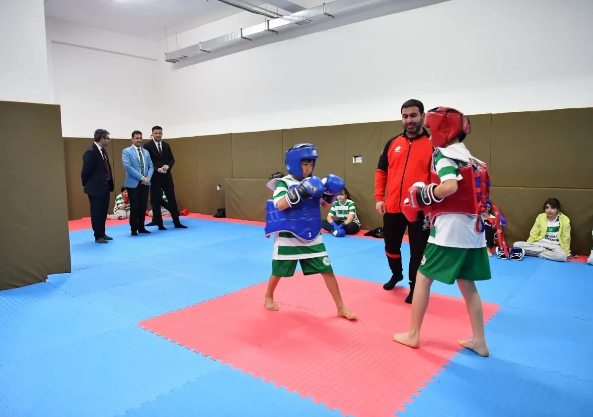 Yeşilyurt Belediyesi’nden İkizce’ye Modern Spor Salonu Yatırımı!