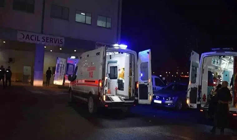Zaviye Mahallesi’nde Kanlı Gece: Baba ve Oğlu Bıçaklandı